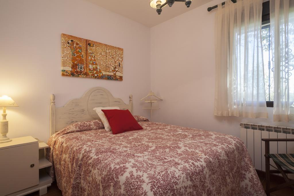 La Buenaventura Del Tietar Guest House Casavieja Bilik gambar